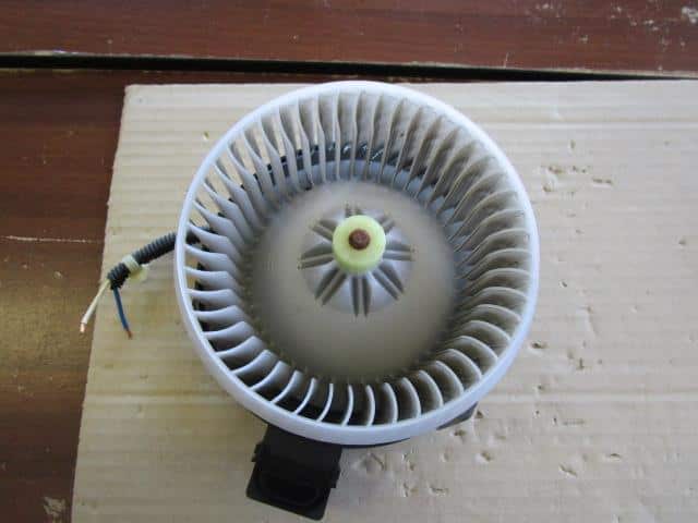 Blower Motor HONDA Fit 2007 DBA-GE6 — photo 2