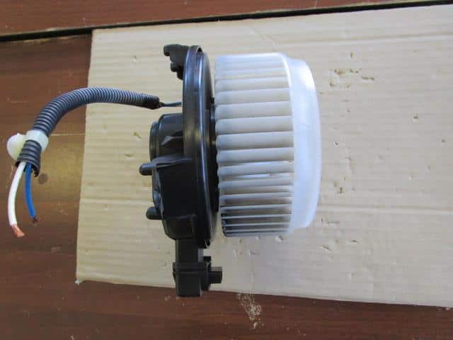 Blower Motor HONDA Fit 2007 DBA-GE6 — photo 4