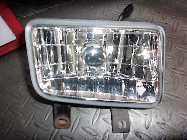 Right Fog Light SUZUKI Every 2001 GH-DA62W 3550163H01 — photo 2