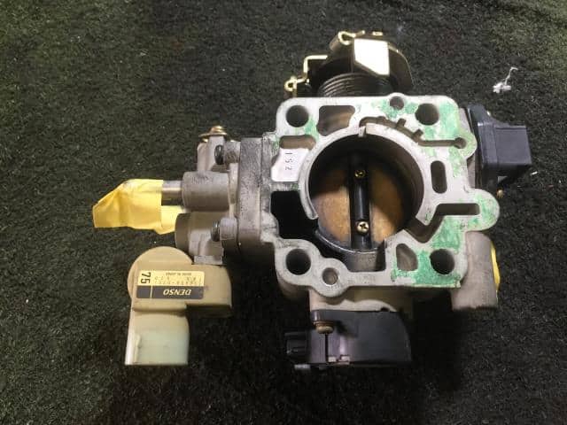 Throttle Body HONDA Logo 2000 GF-GA3 — photo 2