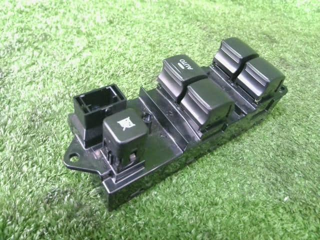 Power Window Switch MITSUBISHI Mirage 2018 DBA-A03A — photo 1
