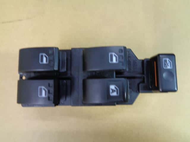 Power Window Switch DAIHATSU Mira 2007 DBA-L275S — photo 1