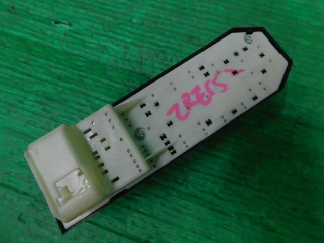 Power Window Switch TOYOTA Corolla Rumion 2008 DBA-ZRE152 — photo 2