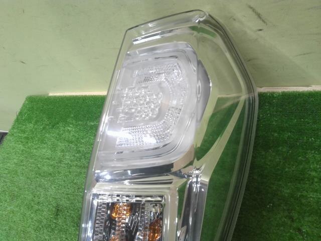 Right Tail Light NISSAN Dayz roox 2014 DBA-B21A — photo 2
