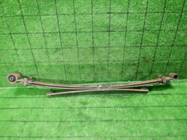 Rear Right Leaf Spring Assembly HONDA Acty 2010 EBD-HA9 — photo 1