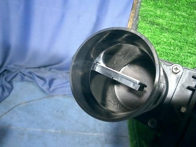 Air Cleaner Assembly NISSAN Nv350 — photo 3