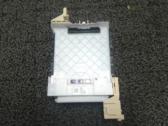 Fuse Box TOYOTA Sienta 2019 6AA-NHP170G — photo 1