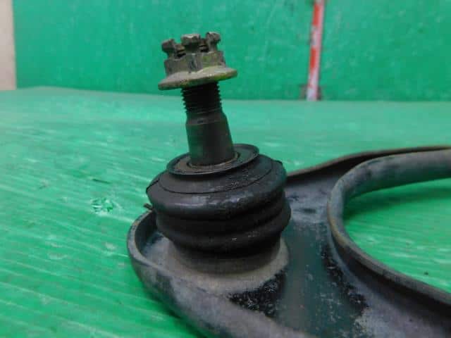 Front Right Upper Control Arm TOYOTA Crown 1998 E-GS151H 4861039045 — photo 2