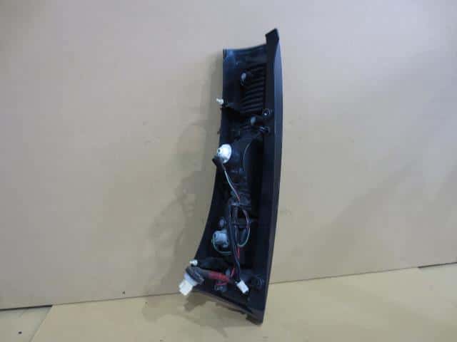 Right Tail Light NISSAN Roox 2010 DBA-ML21 — photo 2