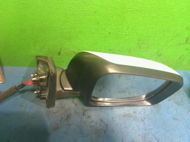 Right Side Mirror NISSAN Serena 2013 DBA-FNC26 — photo 4