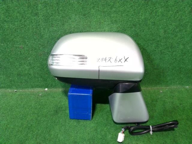 Right Side Mirror TOYOTA Noah 2007 DBA-ZRR75 — photo 1