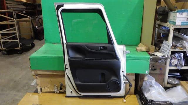 Front Left Door Assembly HONDA N BOX 2014 DBA-JF1 — photo 4
