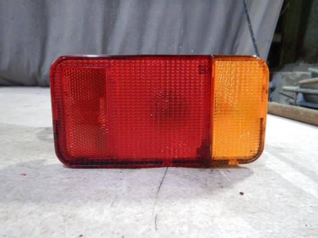 Right Tail Light SUZUKI Carry 2016 EBD-DA16T 3560382M01 — photo 1