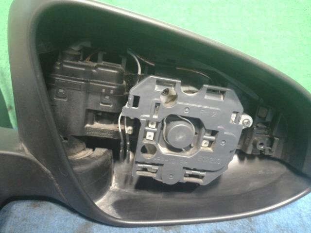 Right Side Mirror TOYOTA Vitz 2017 DAA-NHP130 — photo 5