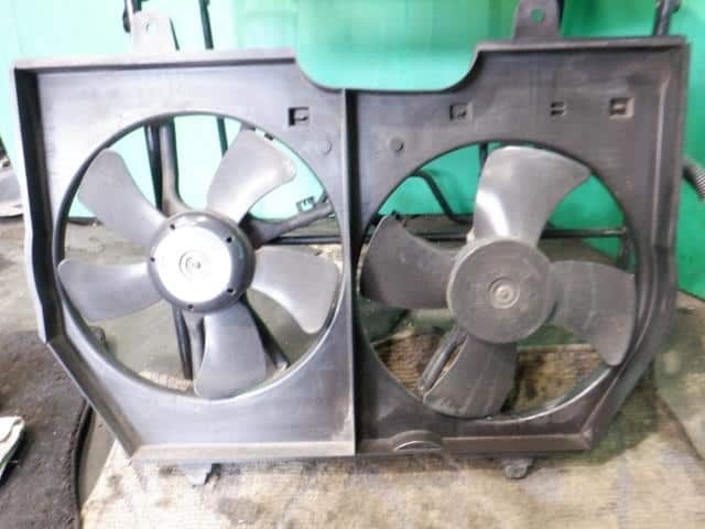 Radiator Cooling Fan NISSAN Serena 2011 DBA-FC26 — photo 2