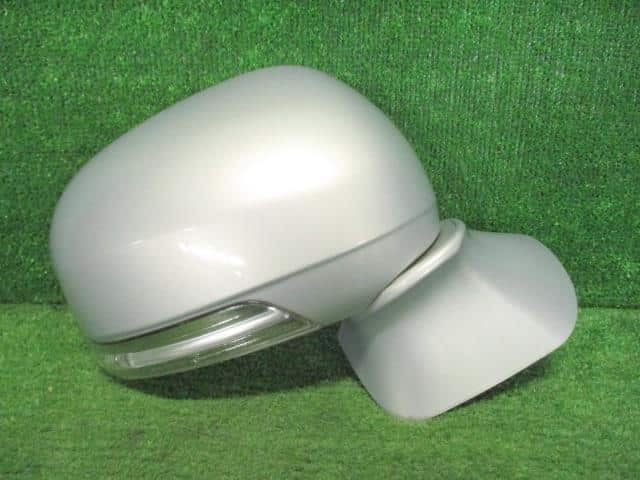 Right Side Mirror TOYOTA Crown 2008 DBA-GRS200 — photo 1