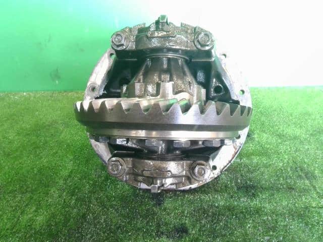 Rear Rigid Differential Assembly HINO Dutro 2004 PB-XZU301X 411208300 — photo 7