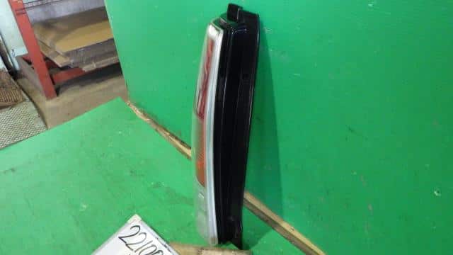 Left Tail Light SUZUKI Wagon R 2008 DBA-MH22S — photo 3