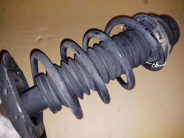 Front Right Strut HONDA Fit 2011 DBA-GE6 — photo 3