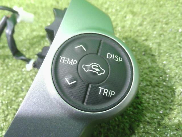 Switch TOYOTA Prius Alpha DAA-ZVW41 — photo 2