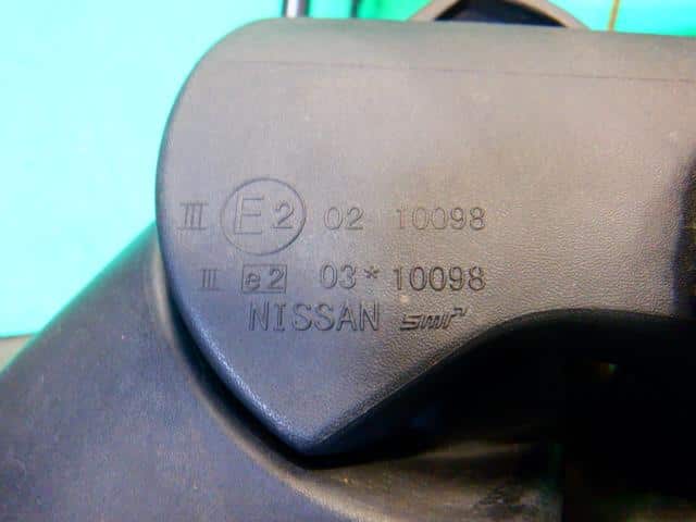 Right Side Mirror NISSAN Leaf_ 2011 ZAA-ZE0 — photo 3