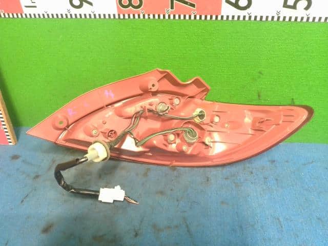 Left Tail Light MAZDA Demio 2007 DBA-DE3AS D65151160K — photo 4