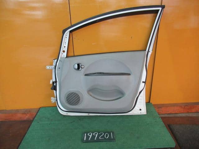 Front Right Door Assembly MITSUBISHI i 2006 CBA-HA1W — photo 5