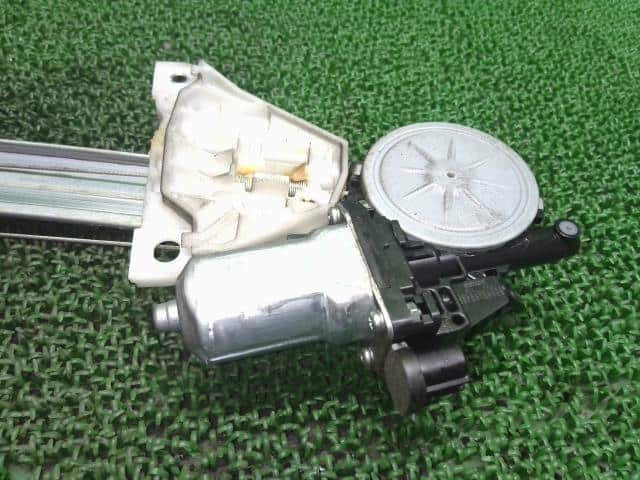 Front Left Door Regulator SUZUKI Wagon R 2009 DBA-MH23S 8350263J10 — photo 2