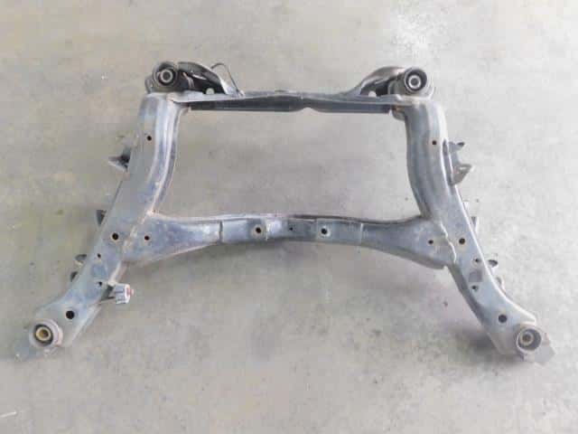 Rear Member Assembly NISSAN Laurel 1989 E-HC33 5540085L22 — photo 2