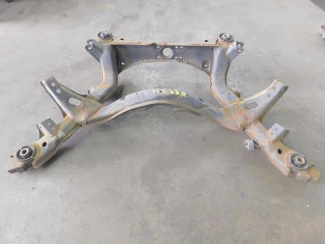 Rear Member Assembly NISSAN Laurel 1989 E-HC33 5540085L22 — photo 4