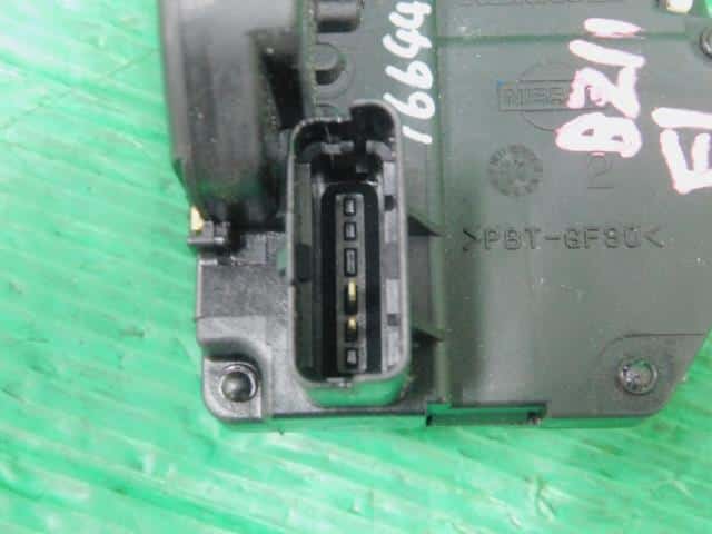 Door Lock Solenoid NISSAN Cube 2004 UA-BZ11 — photo 4
