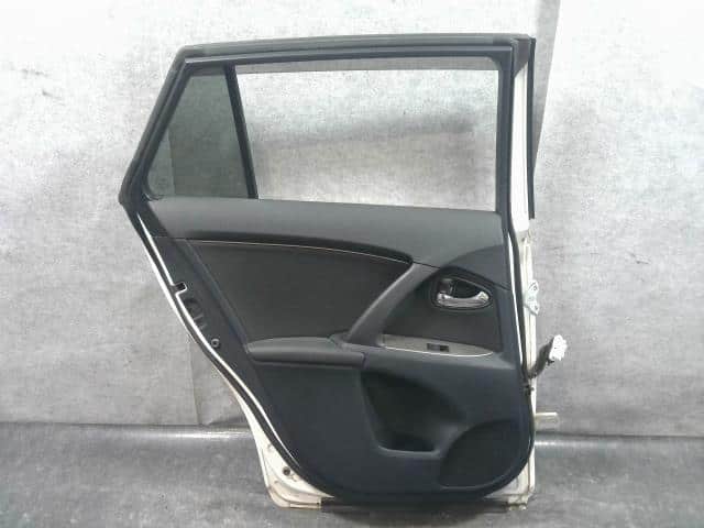 Rear Left Door Assembly TOYOTA Avensis 2011 DBA-ZRT272 — photo 2