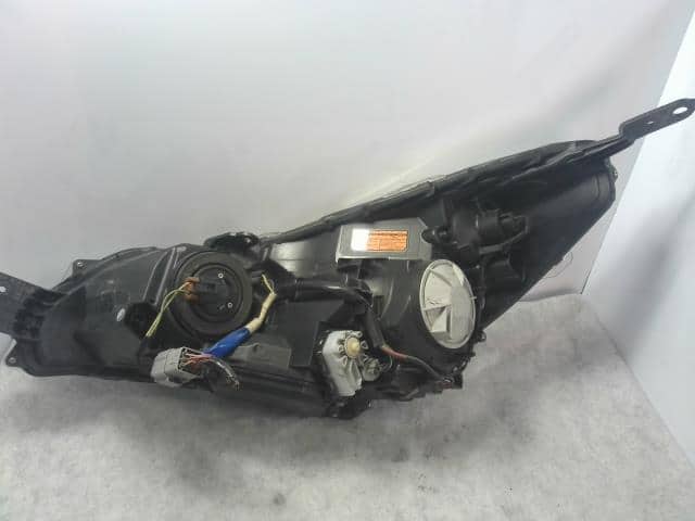 Right Headlight SUBARU Legacy 2010 DBA-BR9 — photo 2
