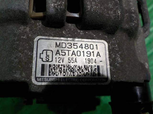 Alternator Mitsubishi Fuso 2001 GE-FB510B MD354801 — photo 3