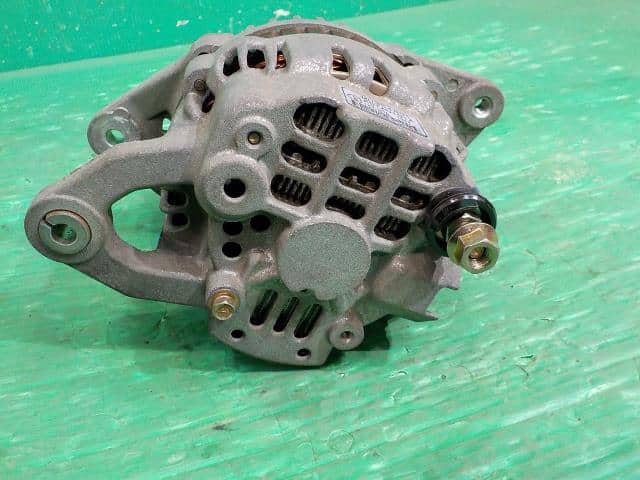 Alternator Mitsubishi Fuso 2001 GE-FB510B MD354801 — photo 2