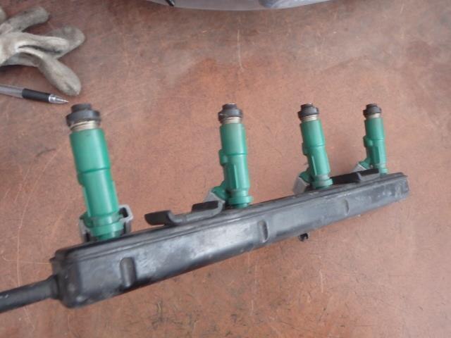 Injector TOYOTA Prius 2004 DAA-NHW20 — photo 2