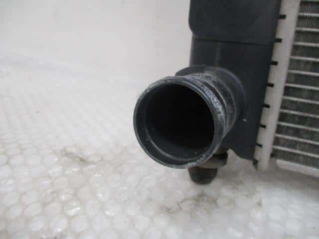 Radiator NISSAN Fuga 2012 DAA-HY51 — photo 3