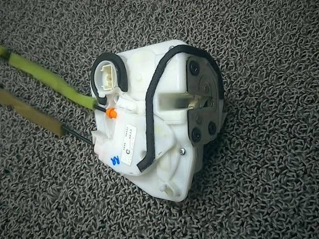 Rear Right Door Lock Actuator MAZDA CX-5 2012 LDA-KE2FW KD5372310 — photo 3