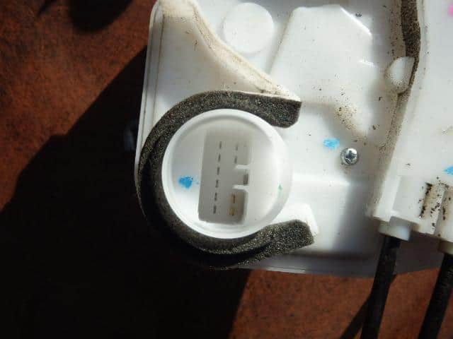 Rear Right Door Lock Actuator MITSUBISHI Mirage 2012 DBA-A05A — photo 3