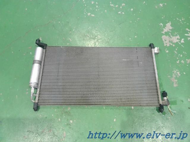 Condenser NISSAN Ad 2010 DBF-VZNY12 — photo 1