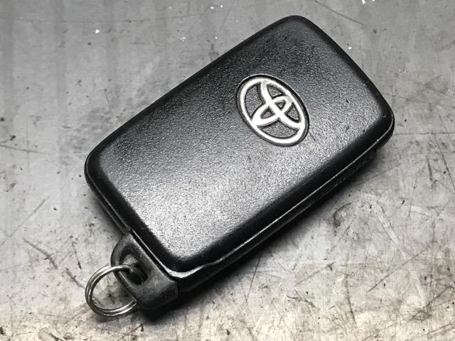 Keyless Entry Remote Control Key TOYOTA Prius 2010 DAA-ZVW30 — photo 2