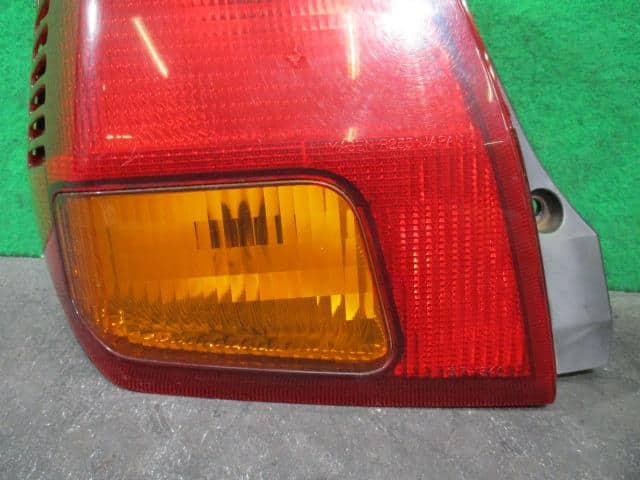 Left Tail Light MITSUBISHI Minica 2000 GD-H42V — photo 3