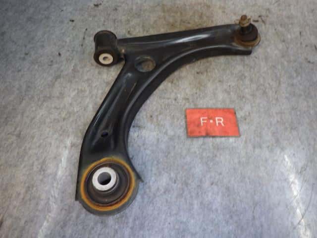 Front Right Lower Control Arm MAZDA Carol 2016 DBA-HB36S 1A0234310 — photo 1