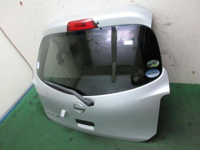 Back Door Assembly NISSAN March 2011 DBA-K13 — photo 1