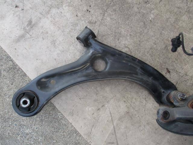 Front Right Strut Assembly HONDA 2015 DAA-GP7 — photo 4