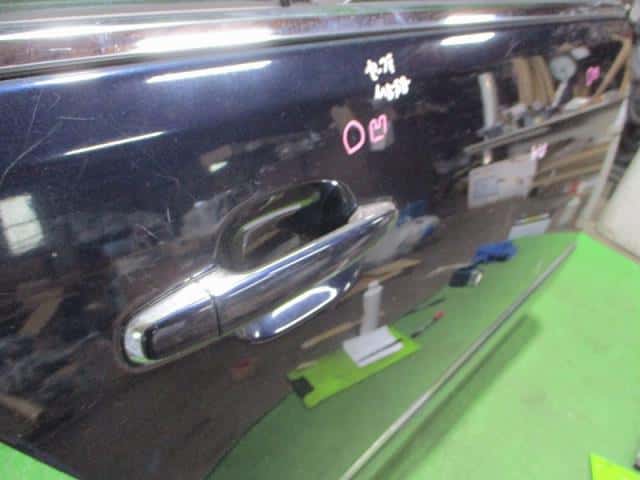 Rear Right Door Assembly TOYOTA Celsior 2002 UA-UCF30 — photo 4