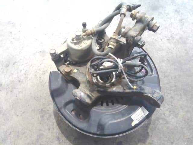 Front Right Knuckle Hub Assembly TOYOTA Belta 2009 DBA-SCP92 — photo 2
