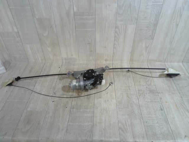 Left Power Slide Door Motor NISSAN Elgrand 2010 DBA-TNE52 — photo 1