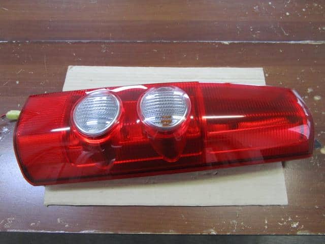 Right Tail Light MAZDA Az wagon 2004 CBA-MJ21S — photo 1