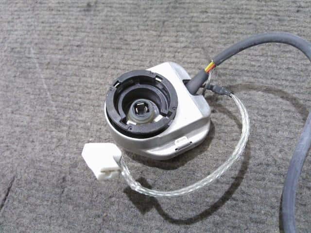 HID Control HONDA Odyssey 2004 DBA-RB1 — photo 3